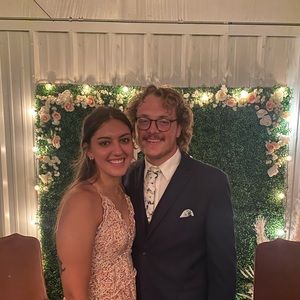 Meet your Posher, Ethan